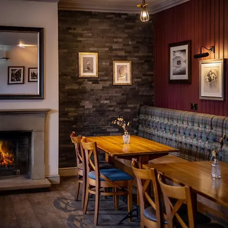 The Crown 4* Pooley Bridge