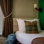 Hotel The Crown 4*