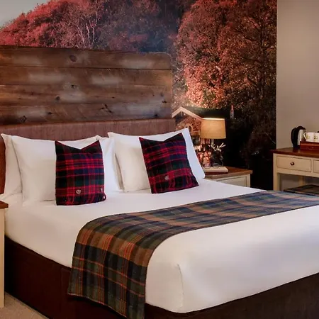 The Crown Hotel Pooley Bridge