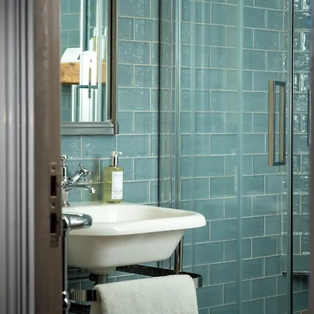 The Crown 4* Pooley Bridge