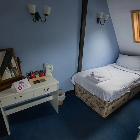The Crown Hotel 4*