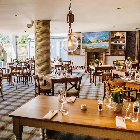 The Crown Hotel