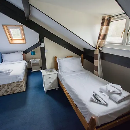 The Crown Hotel Pooley Bridge