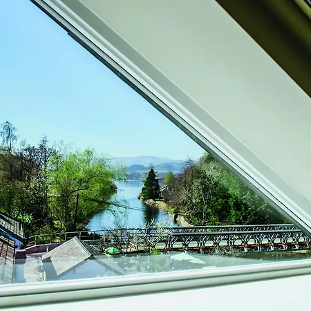 The Crown Hotel 4*